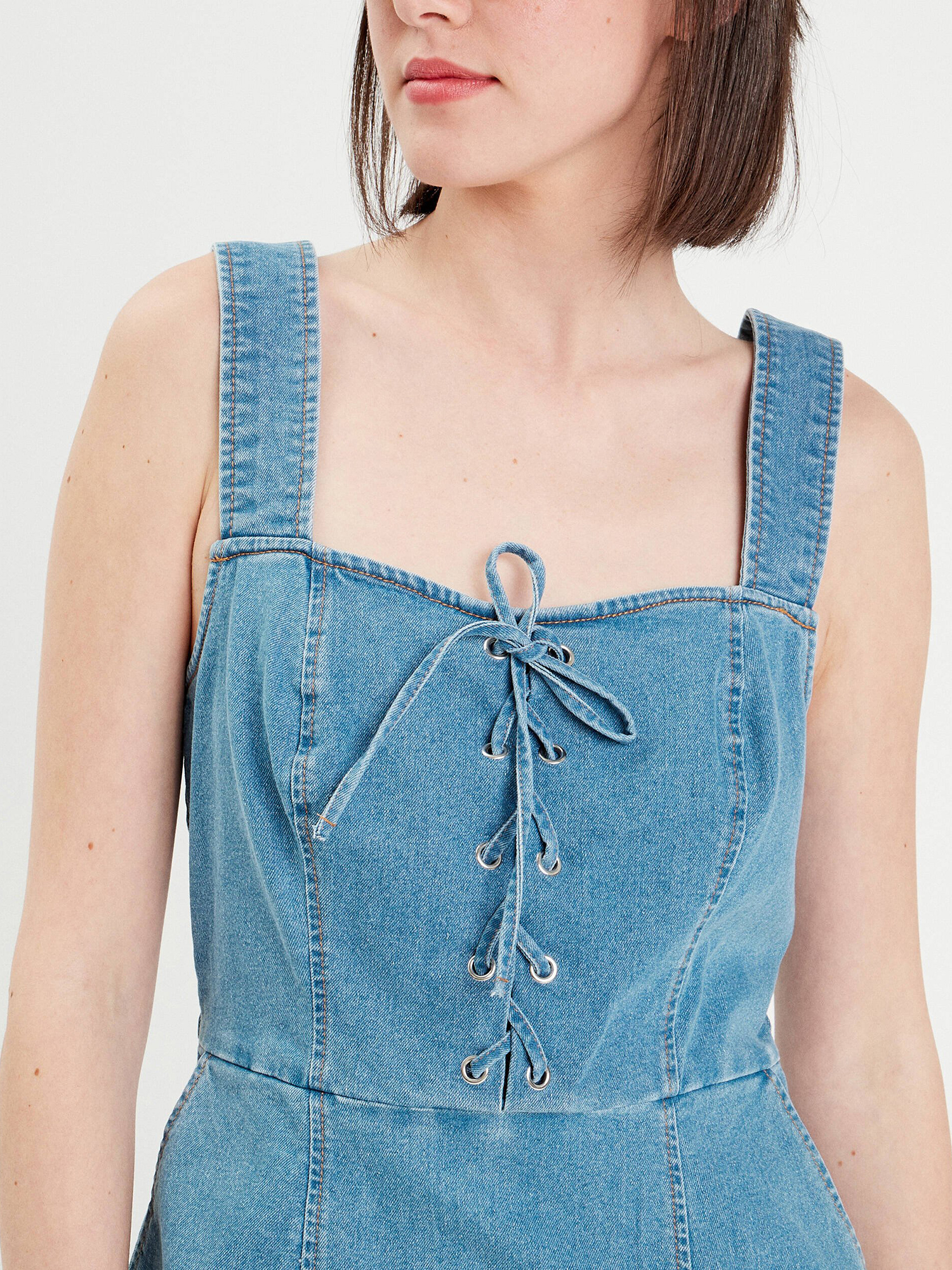 Robe droite en jean col laçage denim bleach femme