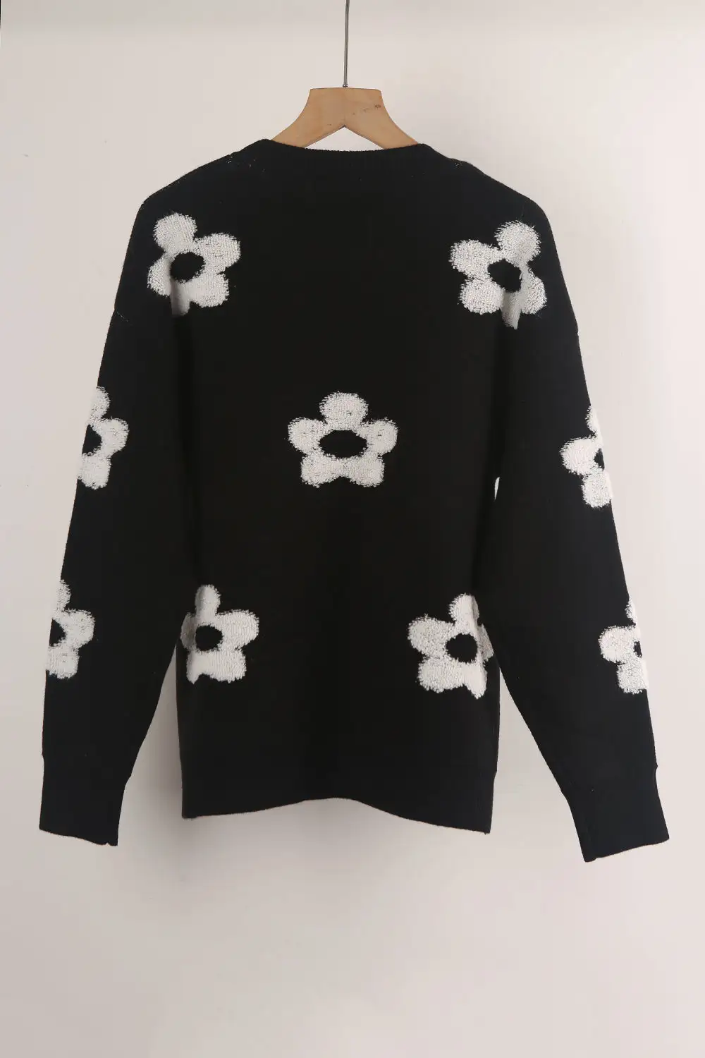 Women Flower Round Neck Sweater