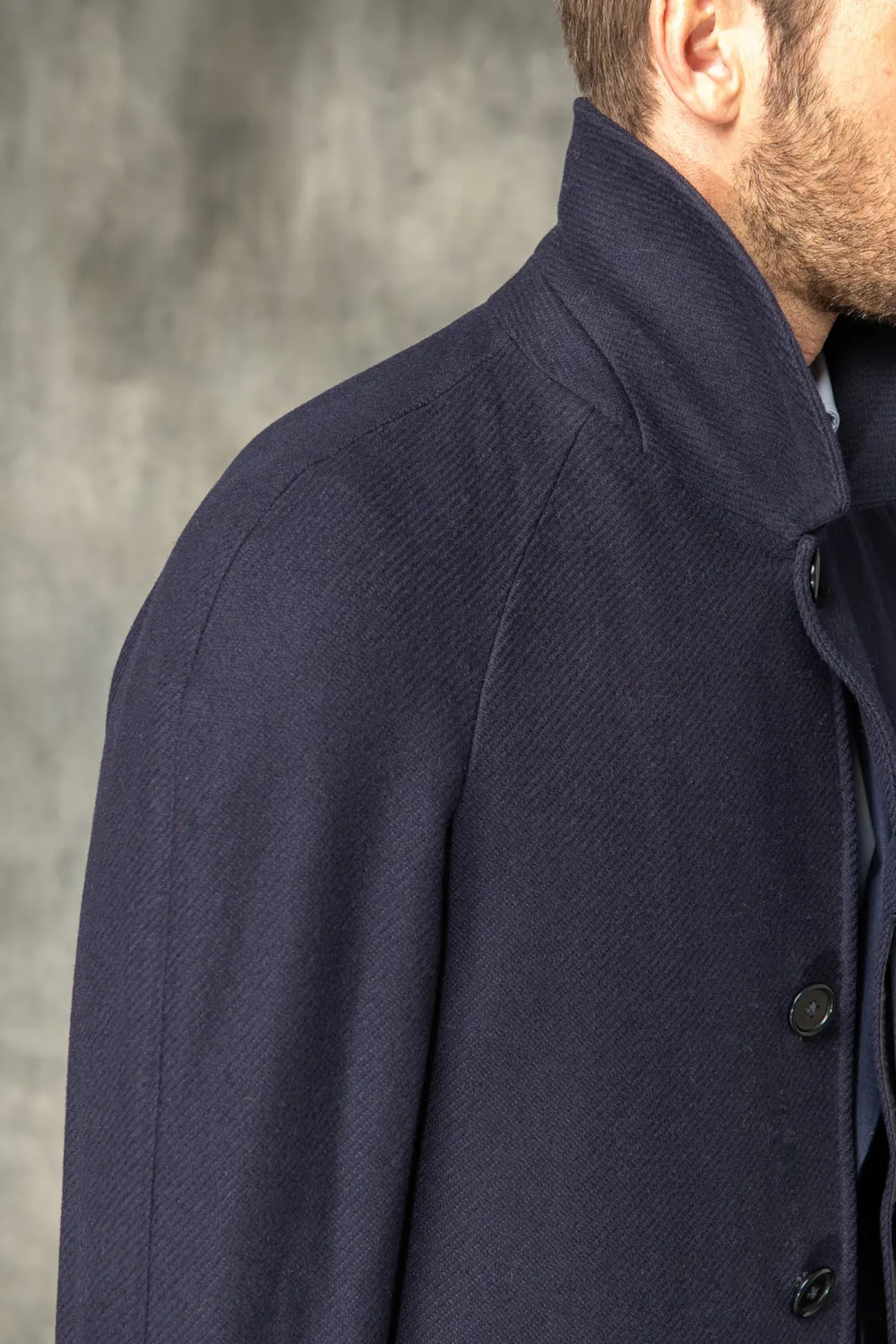 BLUE RAGLAN COAT IN LORO PIANA WOOL