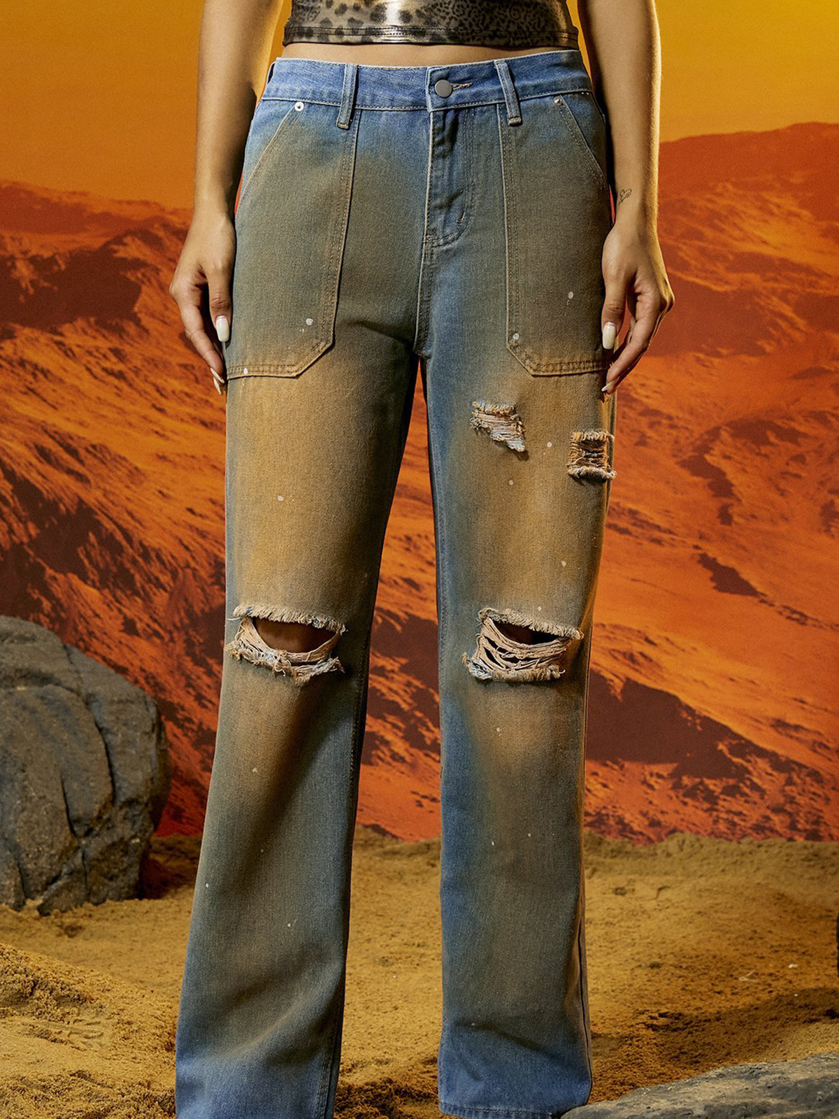 Cut Out Denim Ombre Jeans