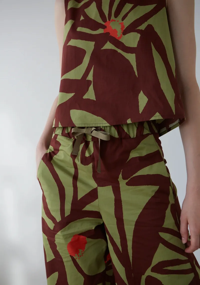 KHAKI FLOWERS BOMBA PANTS