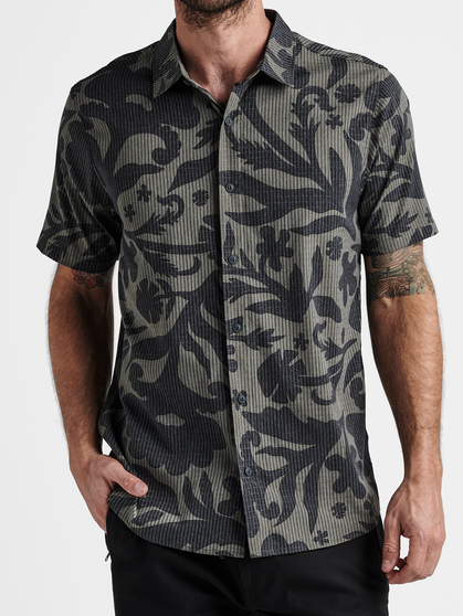 Bless Up Breathable Stretch  Botanical motifs Shirt