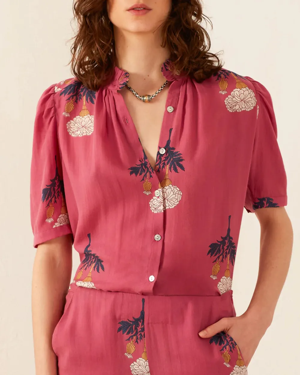 Winn Hibiscus Rose Shirt