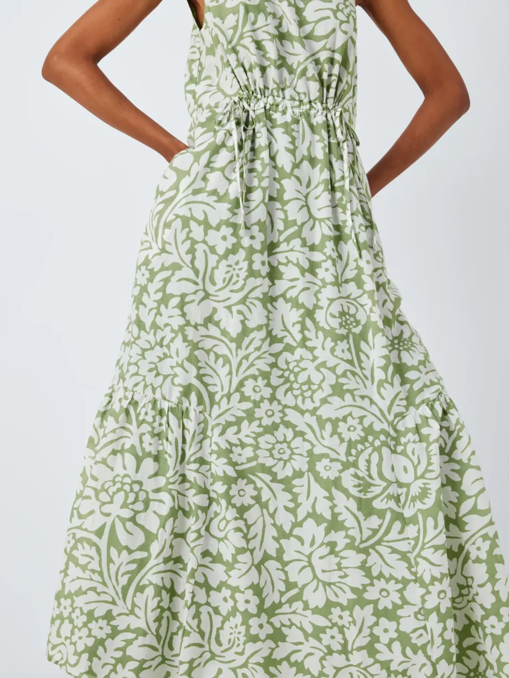 Aelia Bloom Maxi Dress