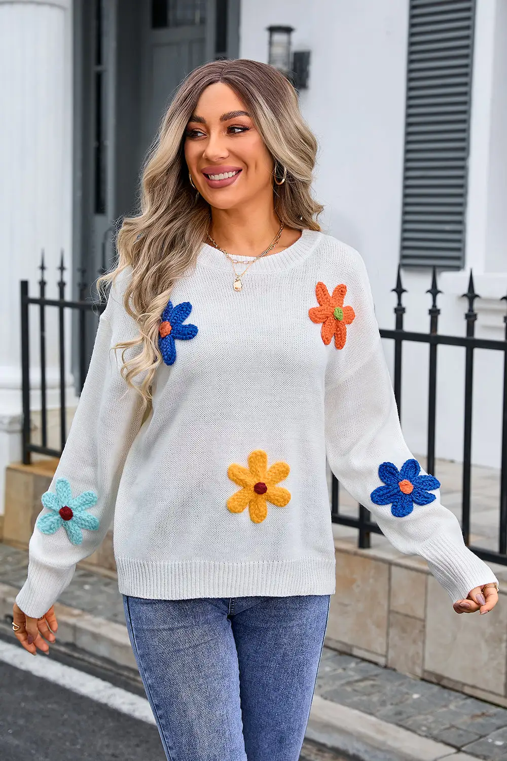 Loose Flower Round Neck Sweater