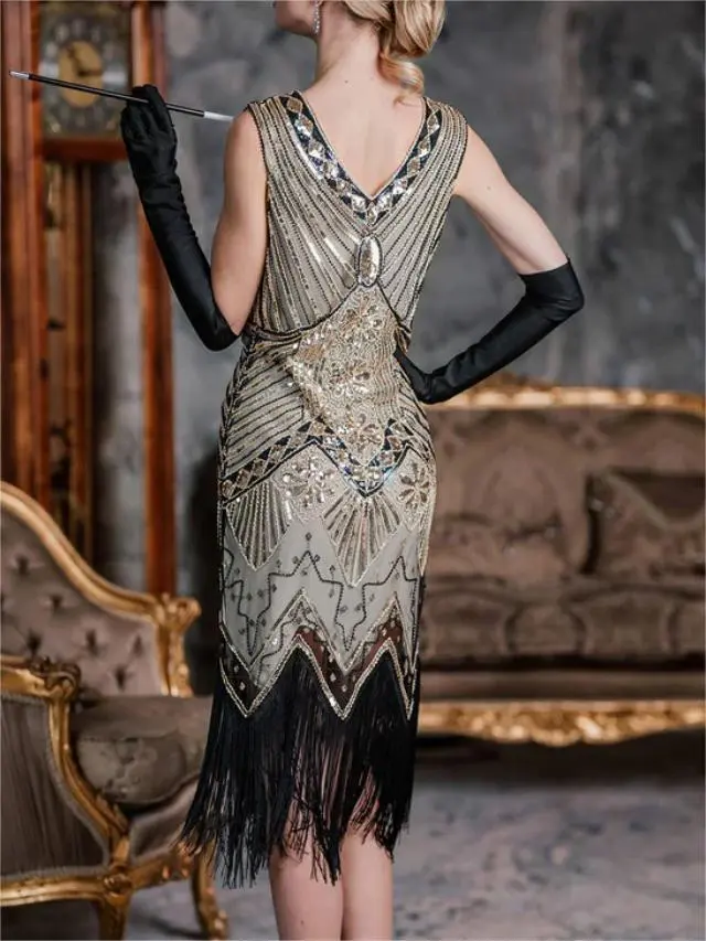 CHAMPAGNE 1920S SEQUINED FLAPPER DRESS