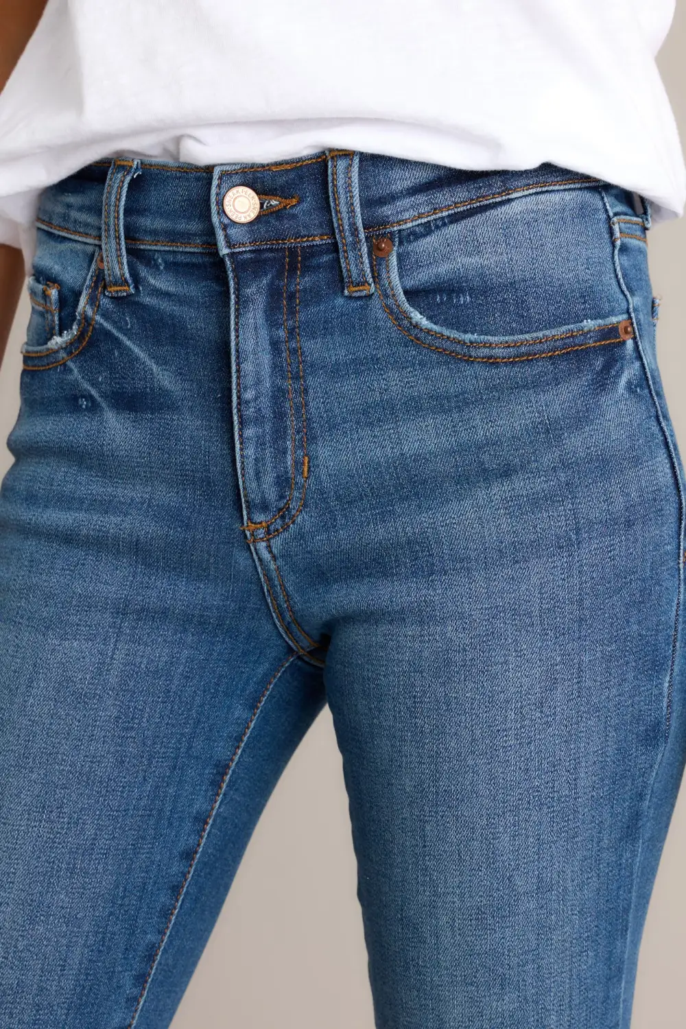 THE FUN SIDE MEDIUM WASH CROPPED FLARE JEANS