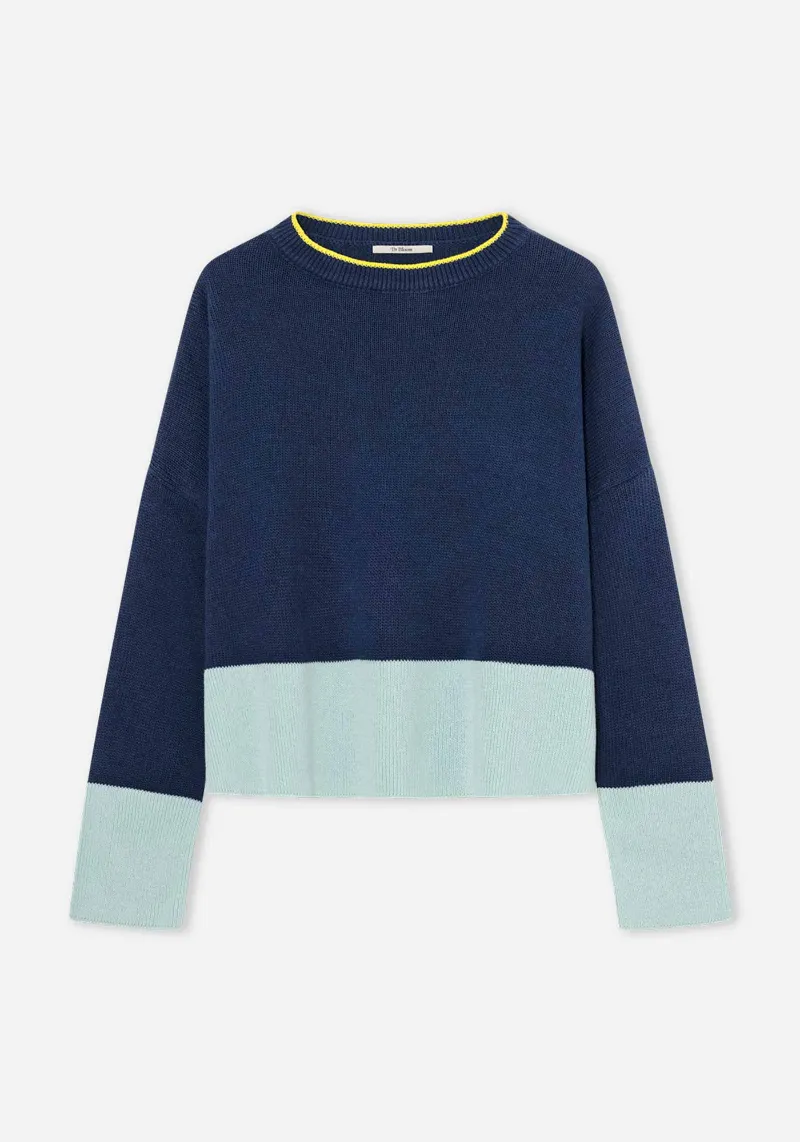 BLUE CARAVAN SWEATER