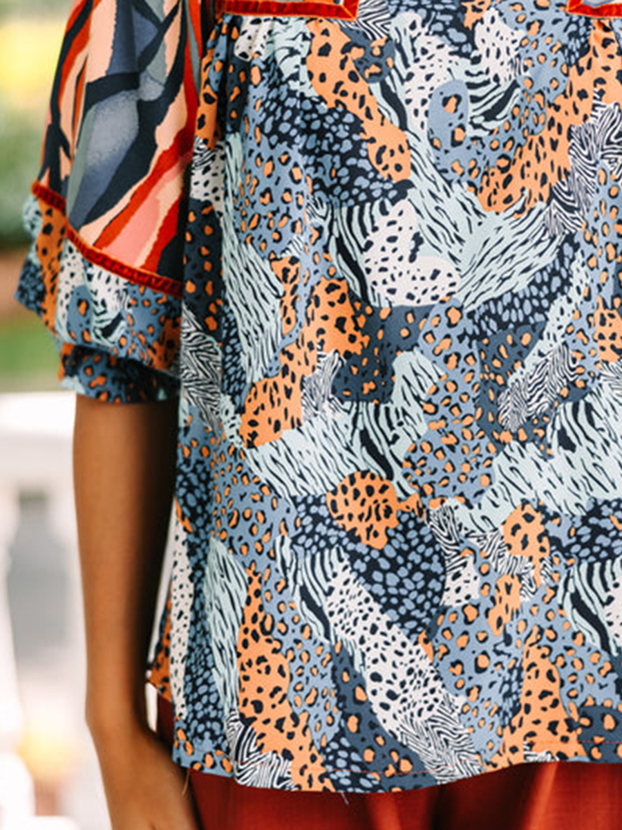 Blue mixed print quarter sleeve shirt